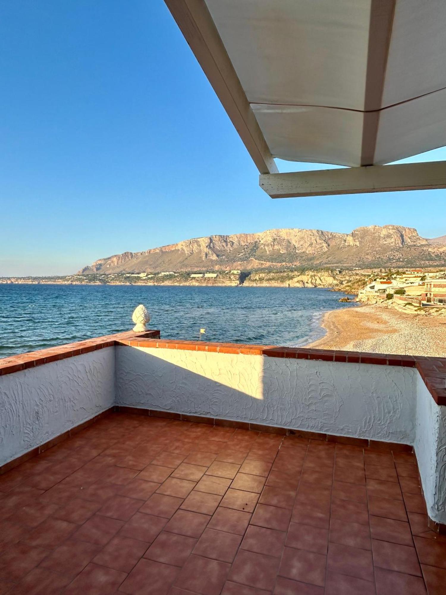 Casa Vacanza Barbera - In Riva Al Mare Villa Trappeto  Buitenkant foto